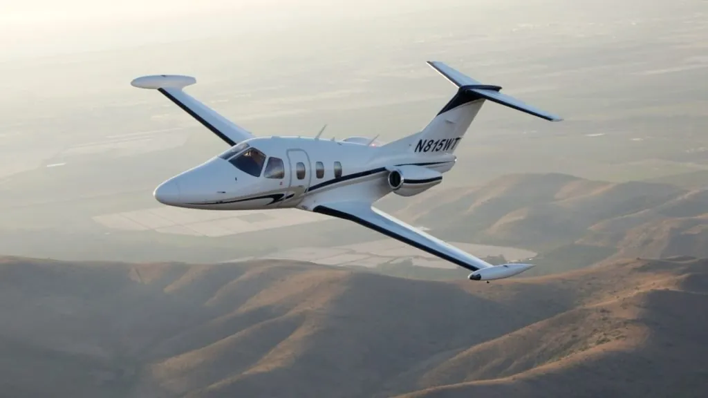 Eclipse 550 exterior