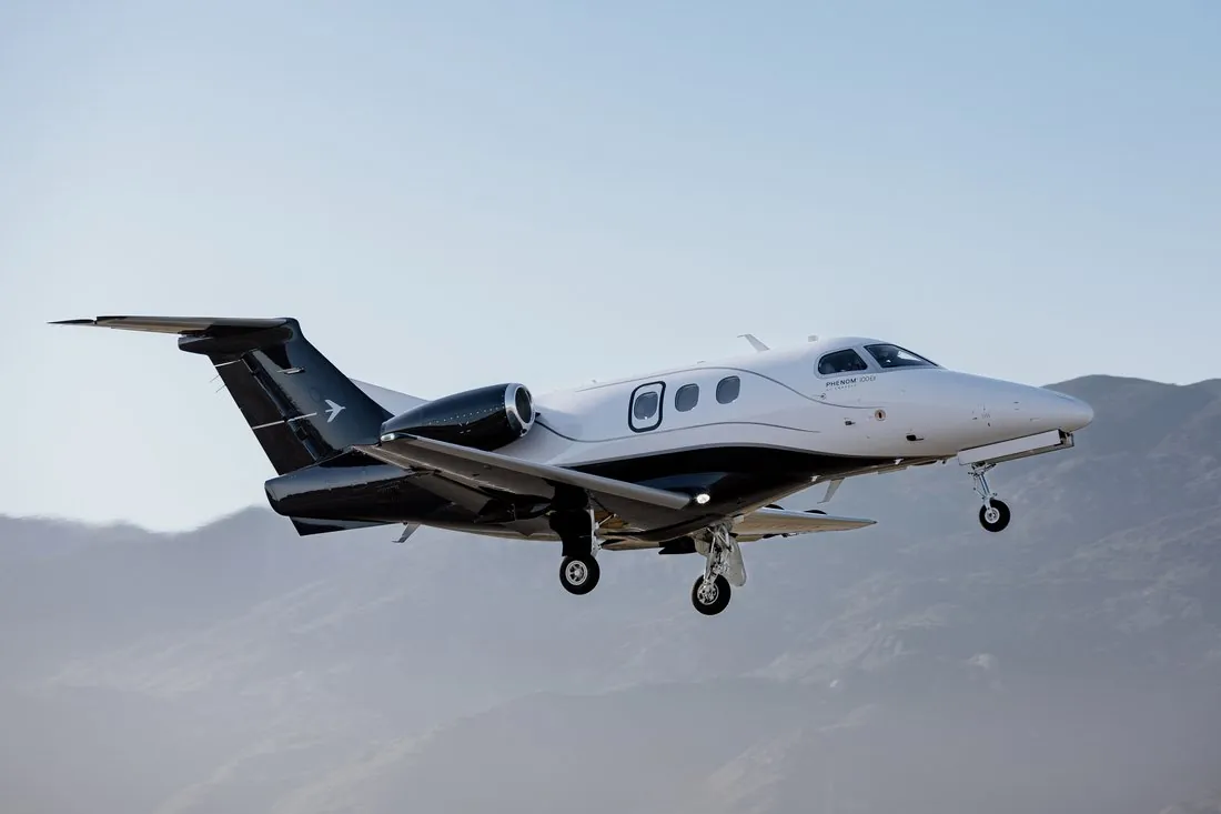 Embraer Phenom 100 exterior